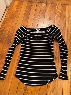 LNA Black and White Ribbed Long-Sleeve Scoop Neck Top